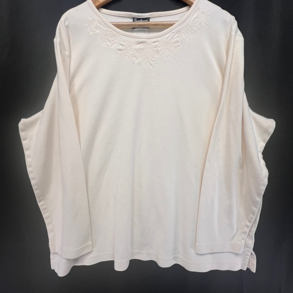 Southern Lady Cream Floral Embroidered Crew Neck Long Sleeve Top 2X Style 4YA7W